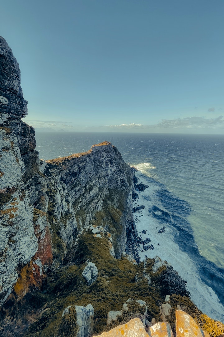 Cape Point is a must-see destination for anyone traveling to the Cape Town area. Located within the Table Mountain National Park, Cape Point offers stunning natural beauty, with rugged cliffs, rolling hills, and a diverse array of flora and fauna.
                            
                        
